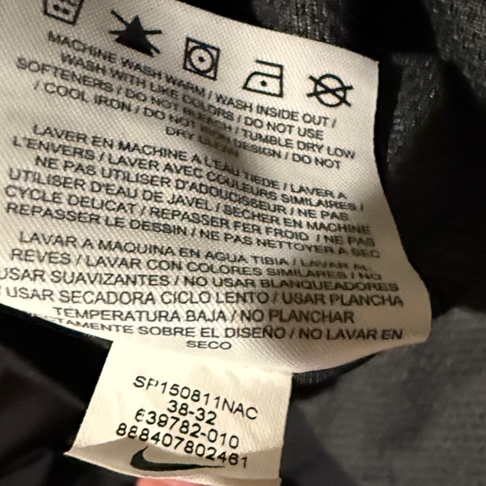 Nike Golf Men's Black Pants - Picture 4 of 4